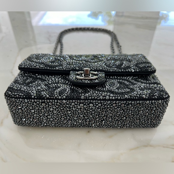 CHANEL 23A CC RUTHENIUM & BLACK CRYSTAL MINI FLAP BAG NWT! - Picture 11 of 17